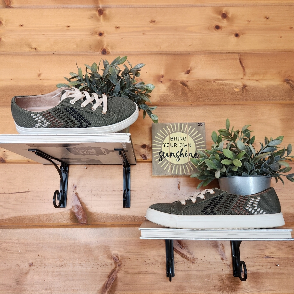 Jack Rogers Luna Sneaker Canvas Chevron Embroidered Lace-Up Olive Green Sz‎ 6.5M